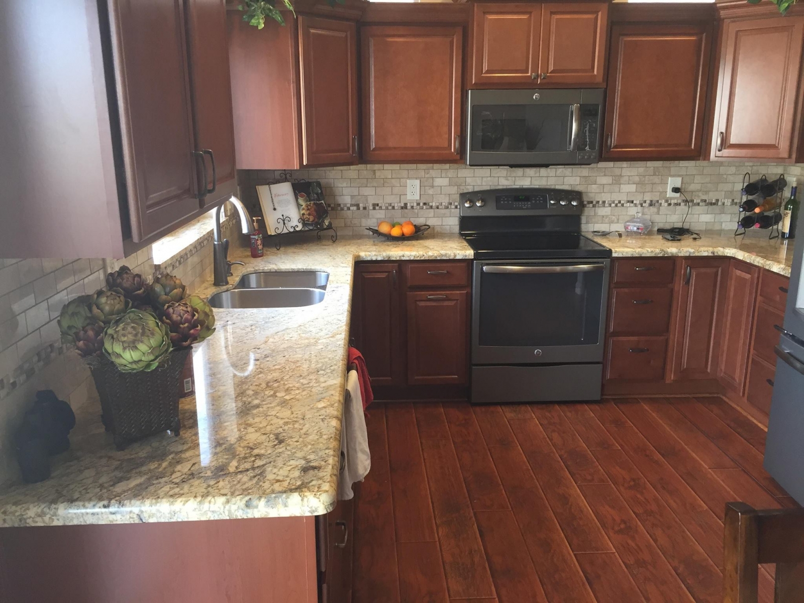 Granite kitchen countertop installed in a Phoenix home